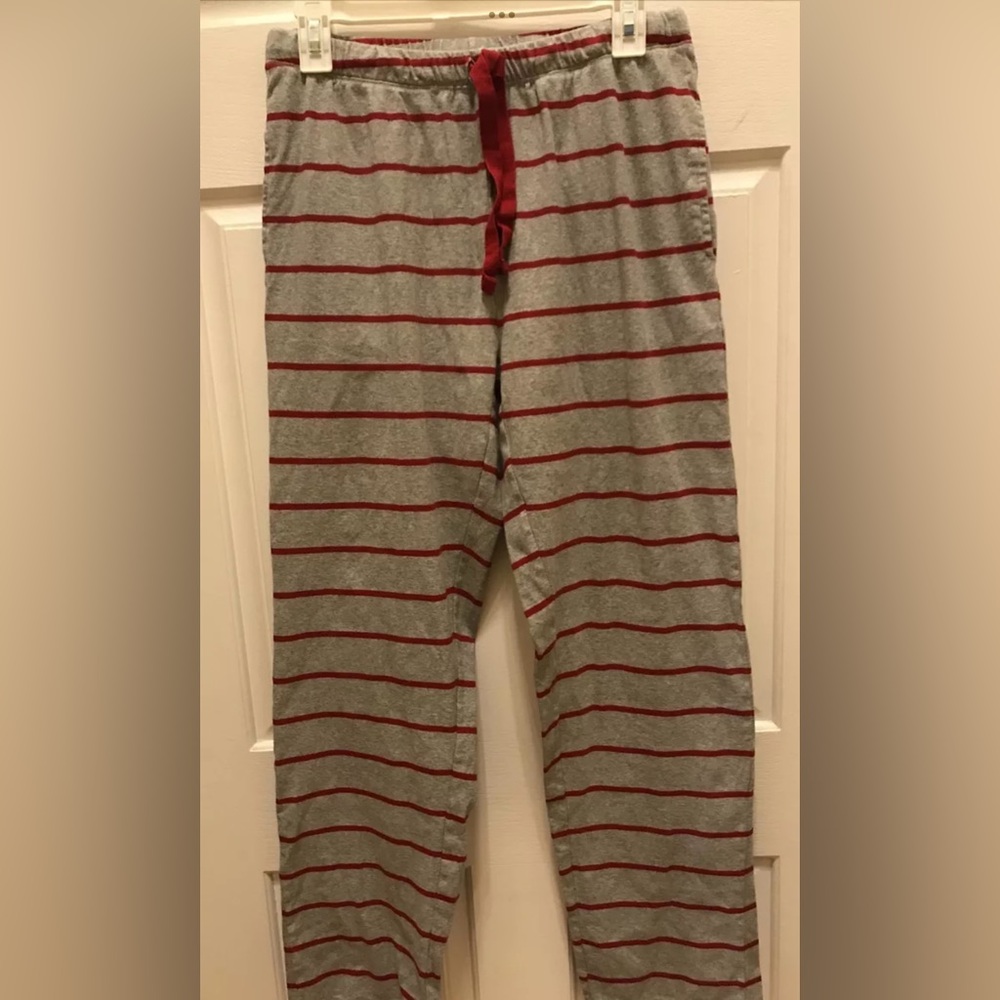 Burt’s Bees men’s red and gray stripe pajama bottoms - size M